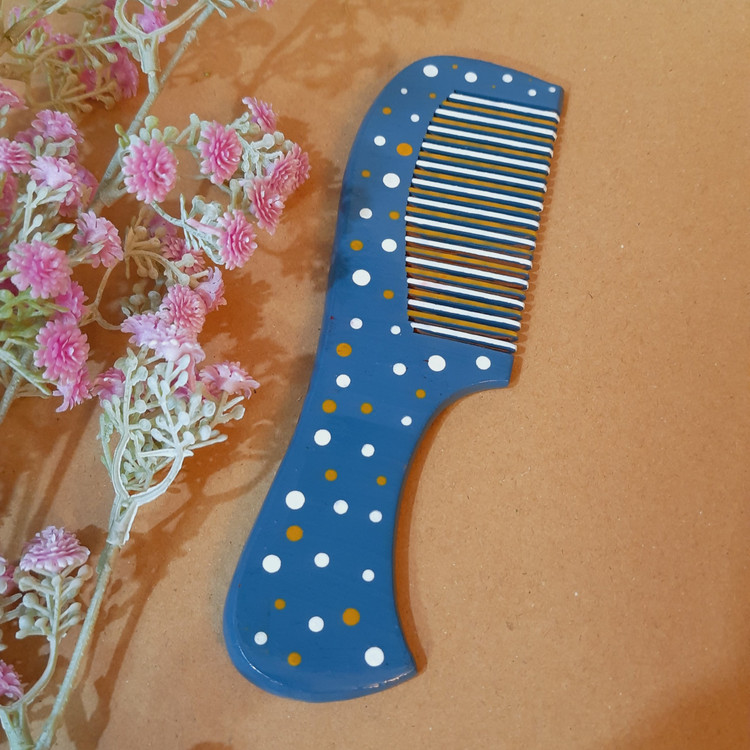 خرید شانه دستی آبی چوبی با نقوش ماندالا و دات ماندالا از فروشگاه رینبوآرت | ارسال رایگان در رشت