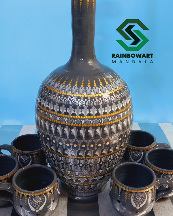 ست کوزه و لیوان سفالی دکوری طوسی | کار شده با نقوش ماندالا و دات ماندالا توسط سهیلا میرزایی | خرید از فروشگاه رینبوآرت | ارسال رایگان در رشت