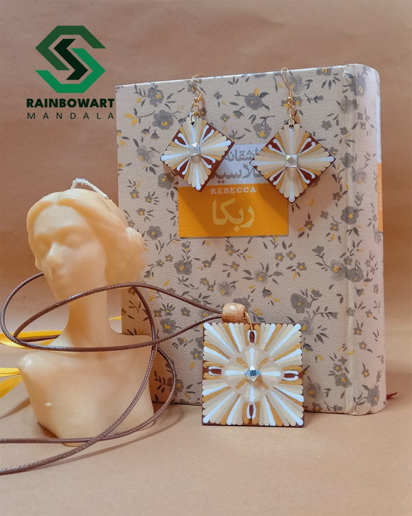 ست گردنبند و گوشواره قهوه ای با نگین سفید اثر دست سهیلا میرزایی