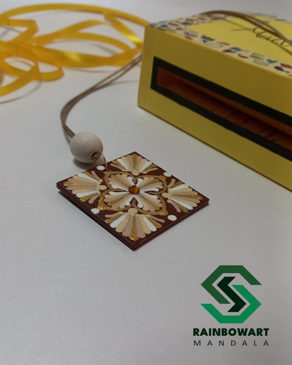 خرید گردنبند قهوه ای طرح ماندالا و دات ماندالا با ارسال رایگان در رشت