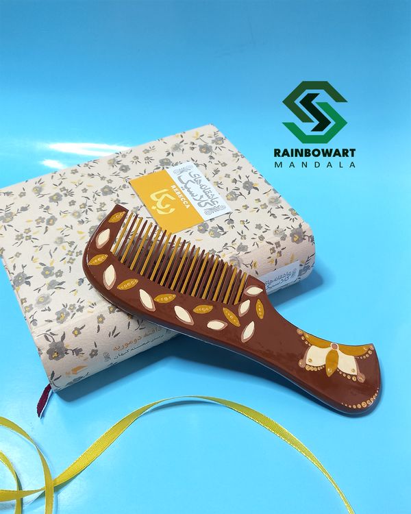 خرید شانه دستی چوبی با نقوش ماندالا و دات ماندالا از فروشگاه رینبوآرت | ارسال رایگان در رشت