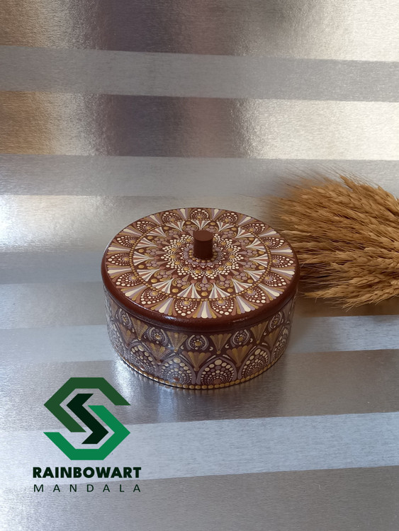 خرید شکلات خوری چوبی قهوه ای با نقوش ماندالا و دات ماندالا از فروشگاه رینبوآرت با ارسال رایگان در رشت