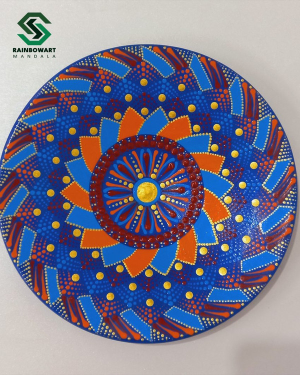 خرید دیوارکوب سفالی کار شده با نقوش ماندالا و دات ماندالا توسط سهیلا میرزایی