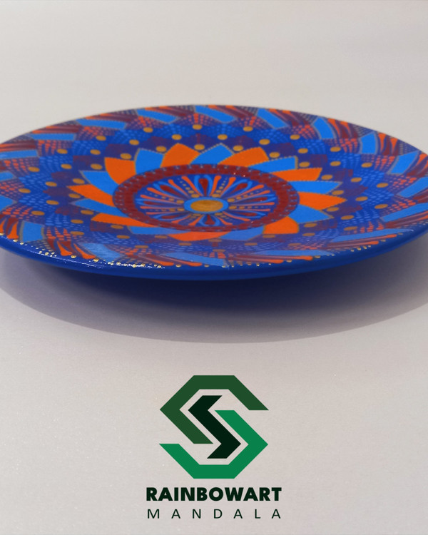 سفارش دیوارکوب سفالی با نقوش ماندالا و دات ماندالا کار شده توسط سهیلا میرزایی از فروشگاه رینبوآرت با ارسال رایگان در رشت