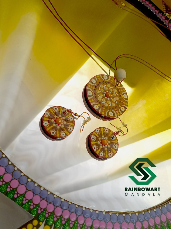 خرید ست گردنبند و گوشواره قهوه ای از فروشگاه رینبوآرت با ارسال رایگان در رشت