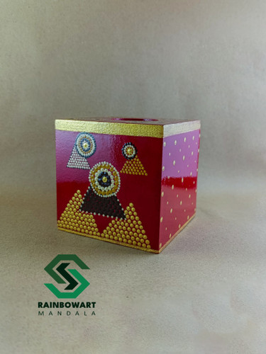 خرید جاشمعی بزرگ مکعبی قرمز چوبی با نقوش ماندالا و دات ماندالای ساده از فروشگاه رینبوآرت