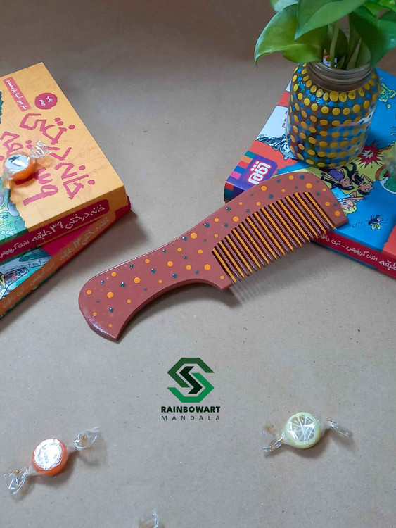 آینه دستی چوبی قهوه ای | نقوش ماندالا و دات ماندالا | کار شده توسط سهیلا میرزایی | خرید از فروشگاه رینبوآرت | ارسال رایگان در رشت