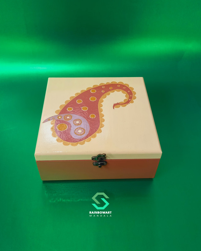 خرید جعبه تی بگ با نقوش بته جقه و دات ماندالا از فروشگاه رینبوآرت | ارسال رایگان در رشت