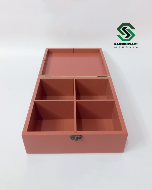 جعبه تی بگ | جعبه چوبی تزئینی | بته جقه | نقوش ماندلا و دات ماندالا | سهیلا میرازیی | فروشگاه رینبوآرت | جعبه هدیه | جعبه قسمت بندی شده