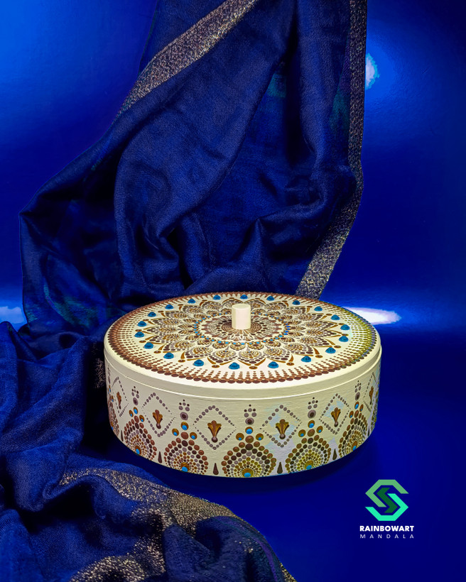 خرید آجیل خوری کرمی چوبی با نقوش ماندالا و دات ماندالا از فروشگاه رینبوآرت | خربد هدیه کمتر از یک میلیون تومان از فروشگاه رینبوآرت